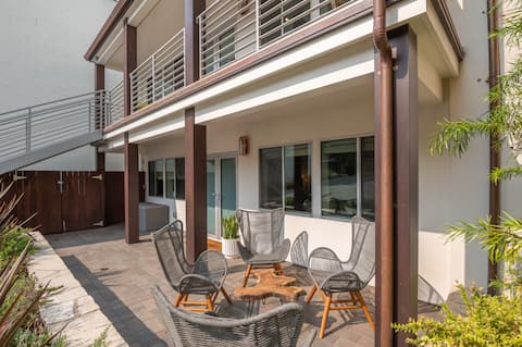 Top performing Airbnb: Luxurious Carmel 2-bedroom apt. lower level in Carmel By The Sea