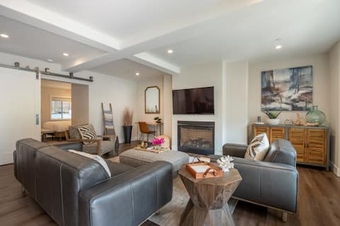 Top performing Airbnb: Luxurious Carmel 2-bedroom apt. lower level in Carmel By The Sea