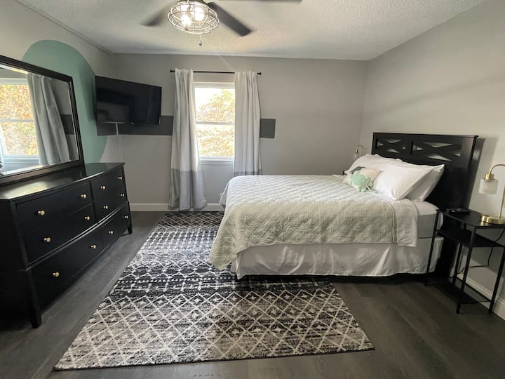 Საძინებელი #2 საწოლით