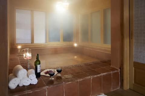 Hanok Full Villa Gapyeongjae 3 units (SBS 'Miuseu' filming location)