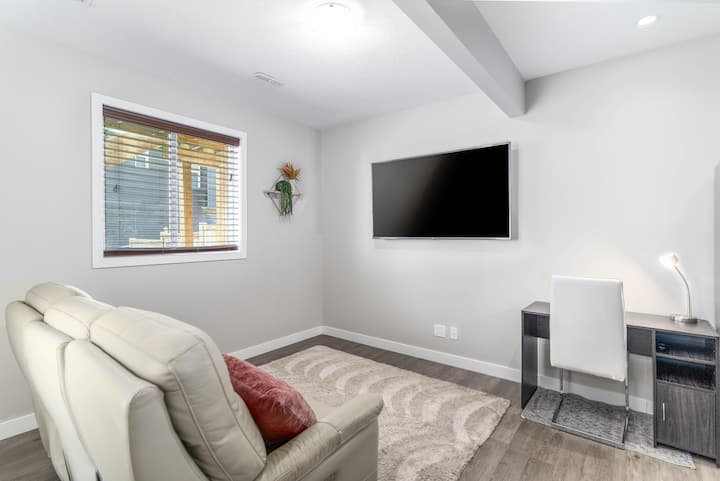 The Nolan Nook - Calgary
