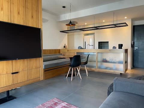 Top Airbnb: Studio Cond. Artsy, in the heart of Cidade Baixa in Cidade Baixa