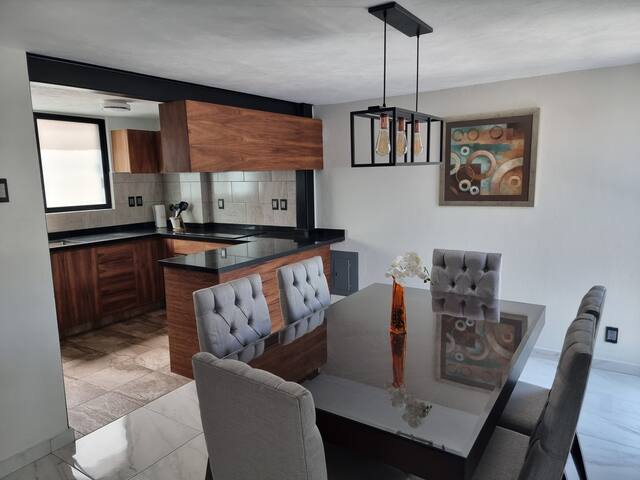 Hermoso departamento con habitaciones privadas