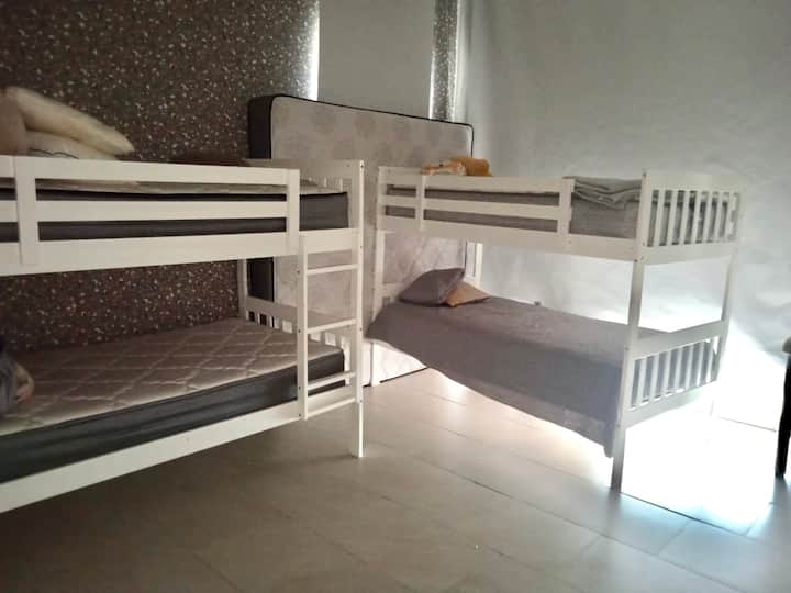 საძინებელი 2