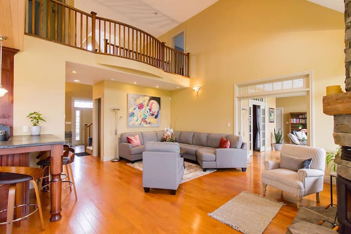 Hillier Creek Estates Vacation Rental - Prince Edward