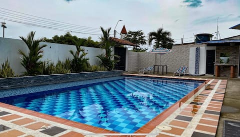 Casa de descanso con piscina - Tauramena Casanare