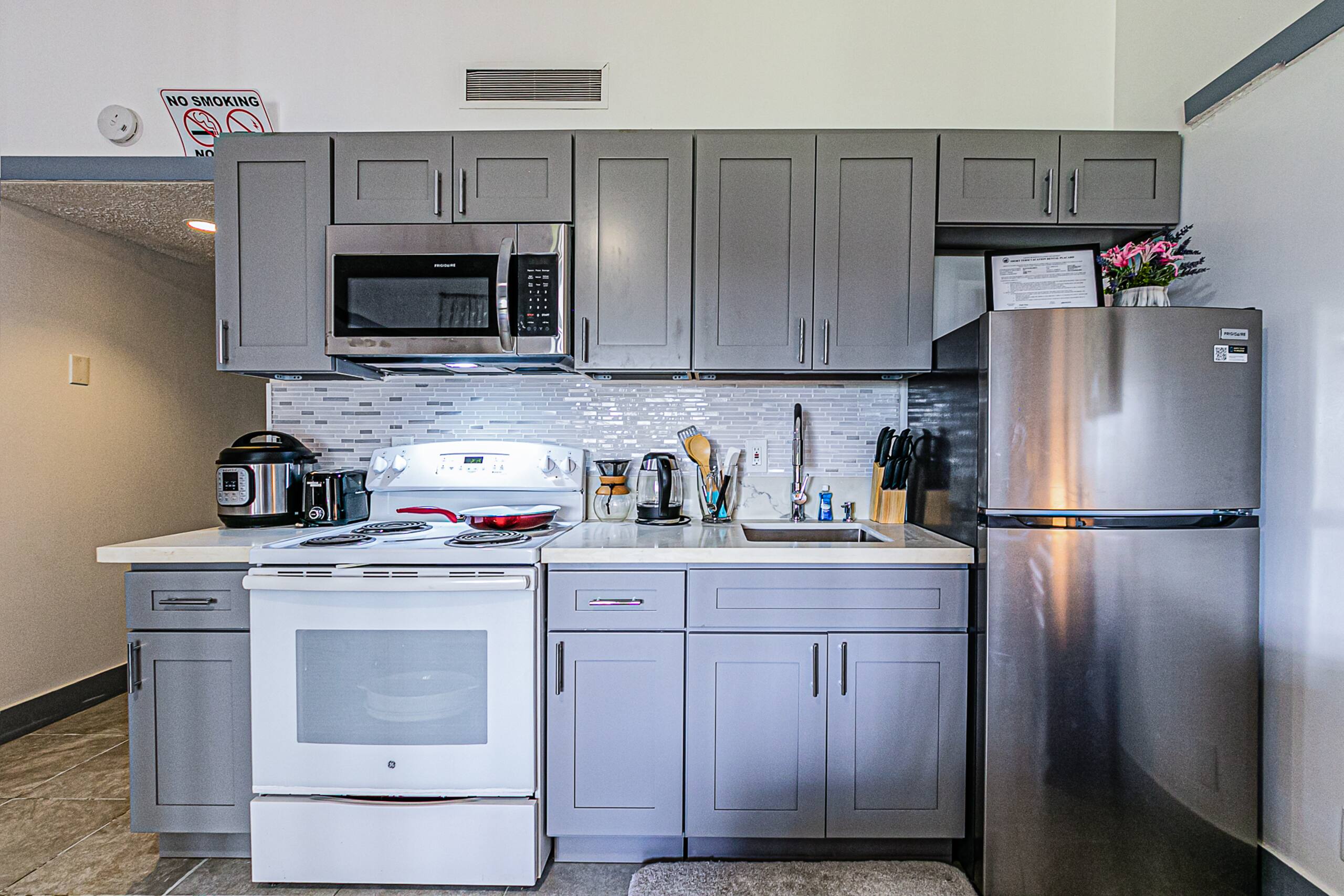 Condo in Hilo · ★4.58 · 1 bedroom · 1 bed · 1 bath - Image 8