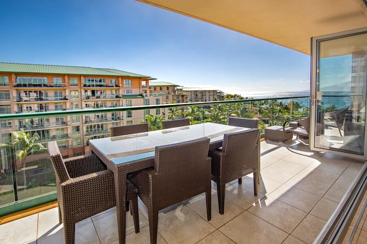 Ocean view suite, lanai, full kitchen, near beach gallery image 2