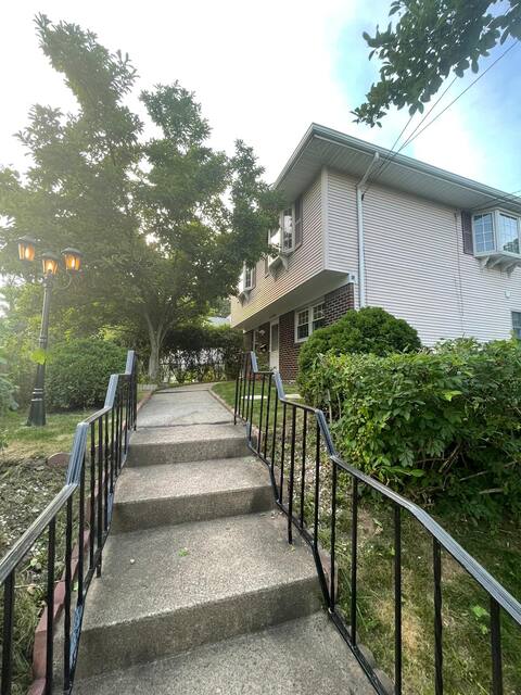 Beautiful 2 bedroom 2 bathroom near NYC