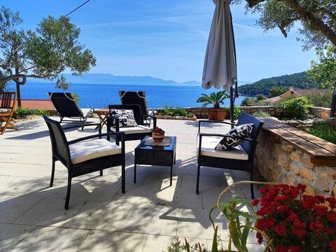 Weekend house "Olive garden"