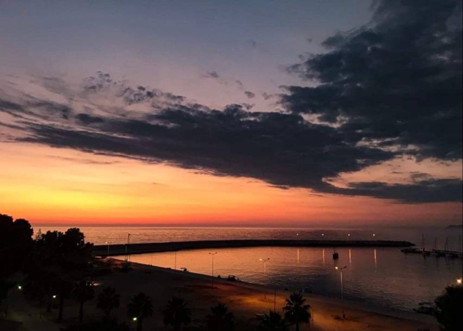 A View from the Attic Window. Kyparissia, Messinia — foto 4