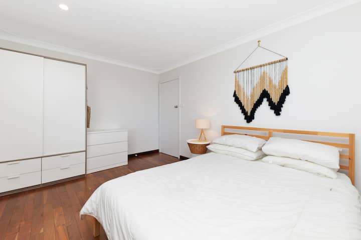 غرفة النوم 2