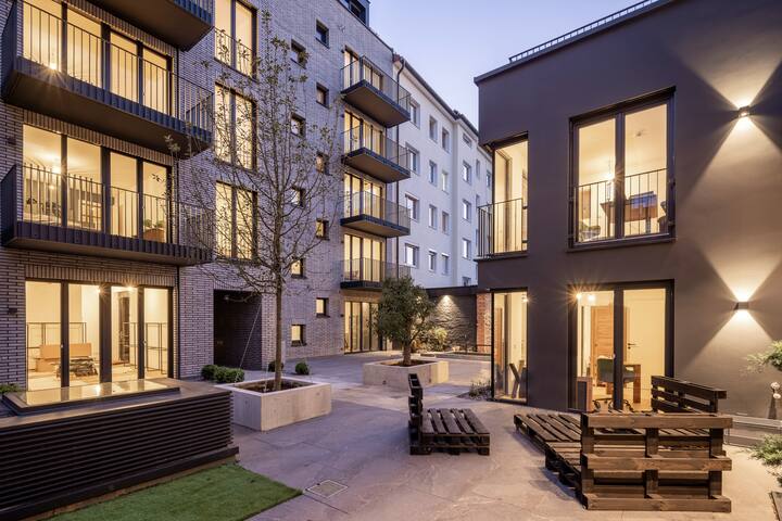 Luxury industrial apartment – new / Neuhausen gallery image 4