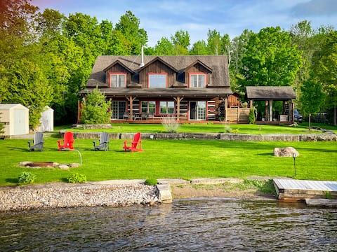White Pines Gorgeous Waterfront Cottage Retreat !!