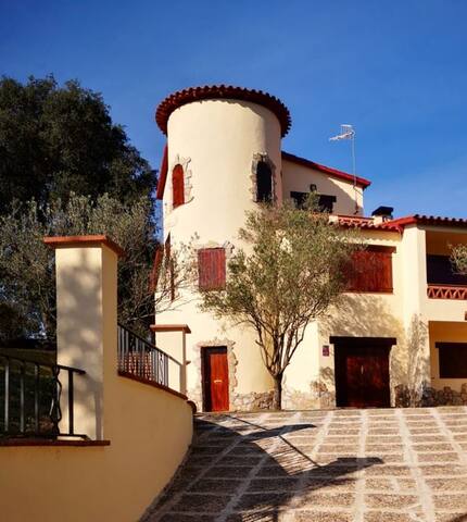 “Mas Altaba” – Barcelona & Girona, Costa Brava.