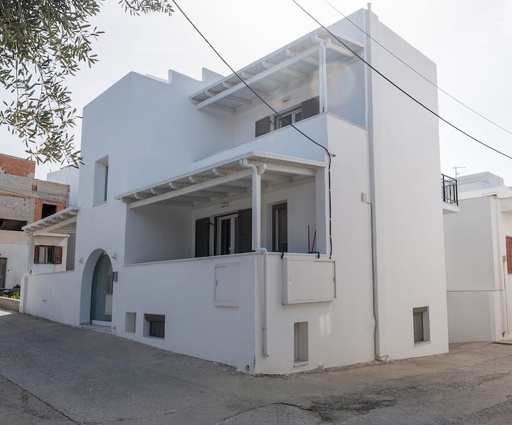 Nissea (6 Beds) - Naxos