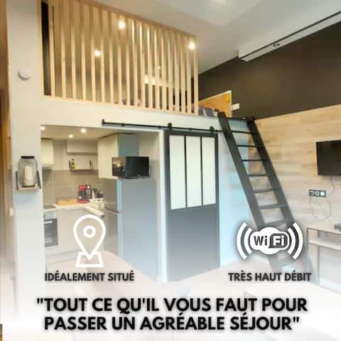 Modern loft in bourgeois palace