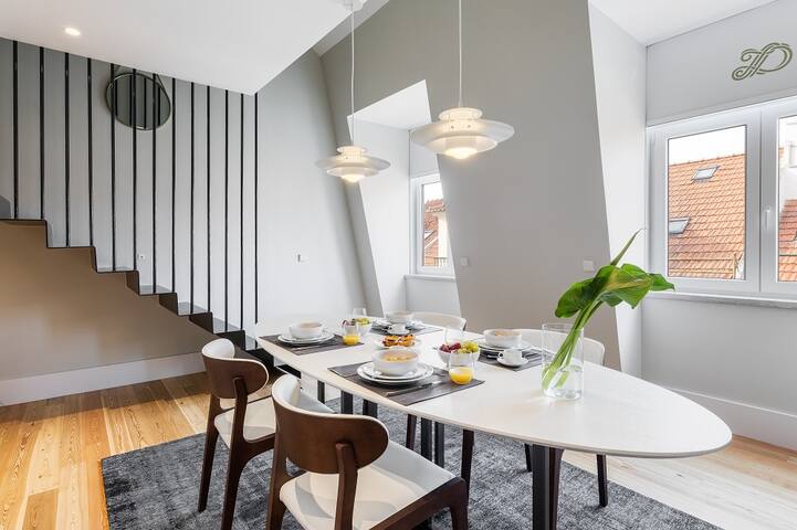 CityLux 2 Bed FastNet AirCon gallery image 2