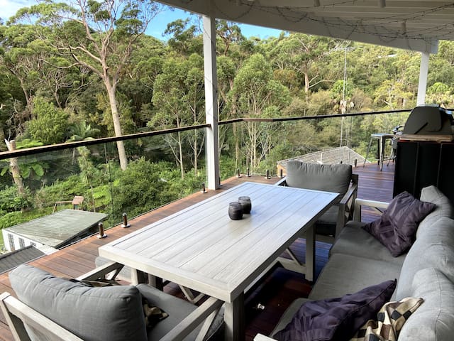 Spacious 4 bedroom Family home.