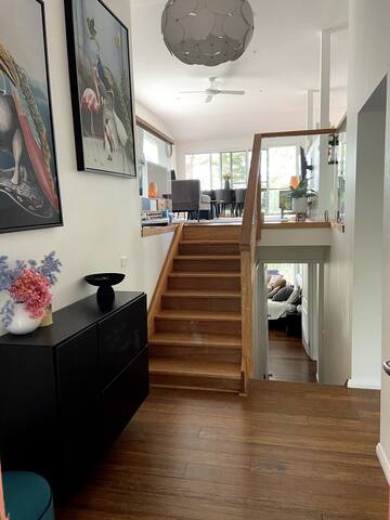 Spacious 4 bedroom Family home. gallery image 5