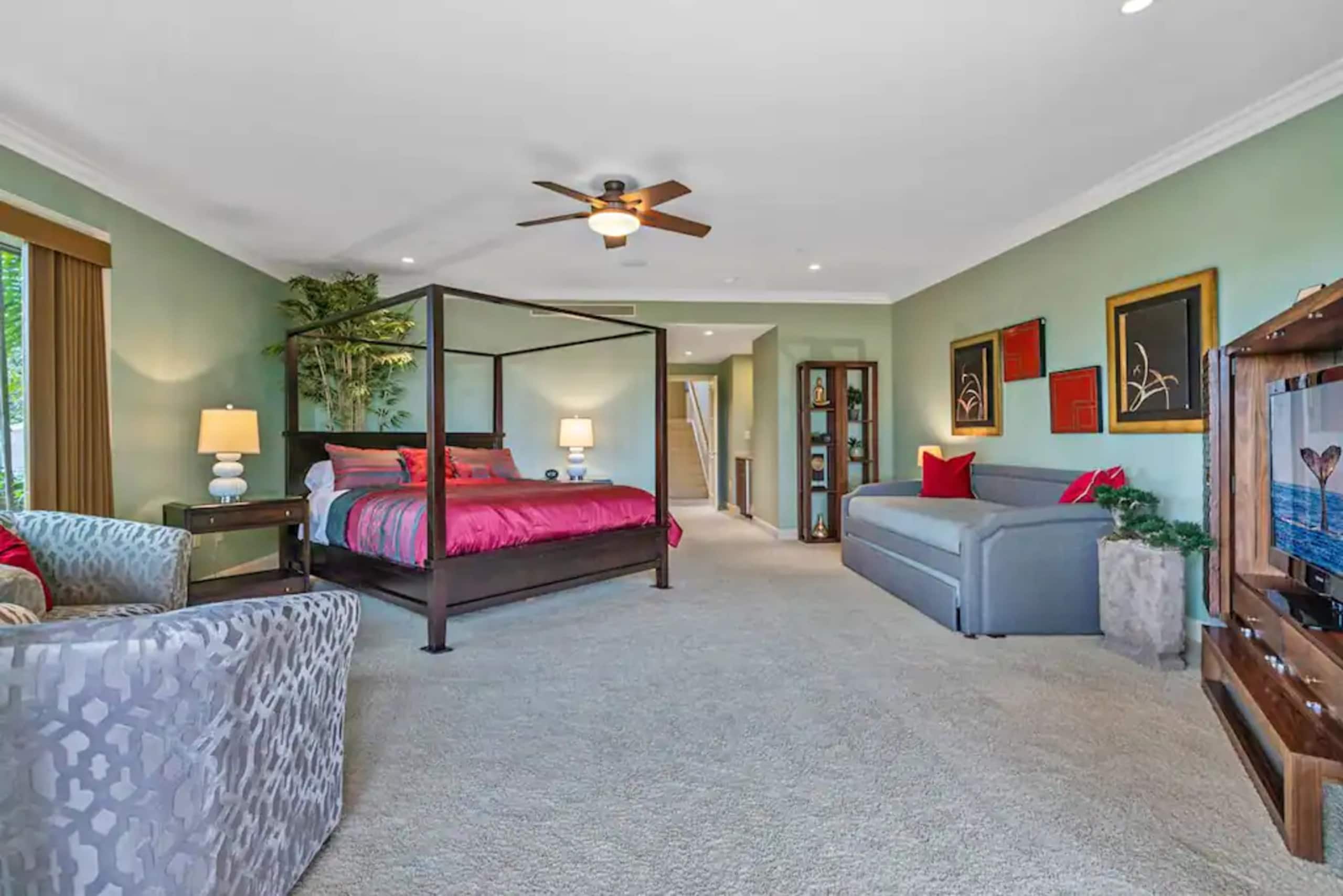 Condo in Kihei · ★4.94 · 3 bedrooms · 6 beds · 3.5 private baths - Image 21