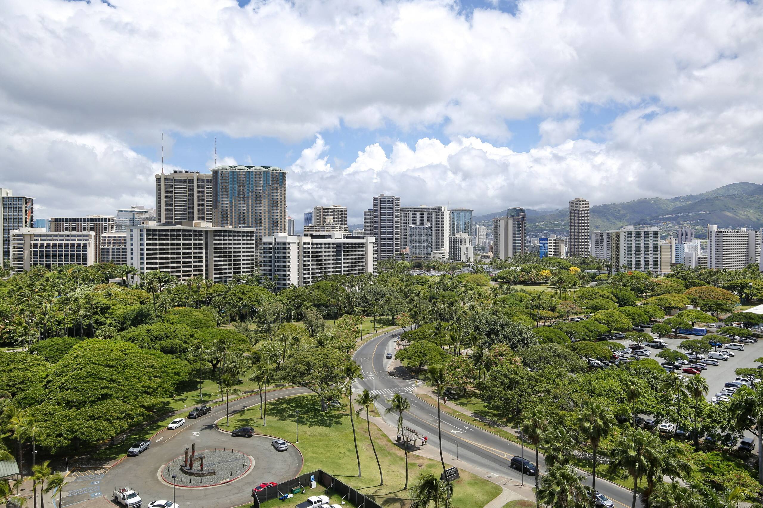 Condo in Honolulu · ★4.67 · 1 bedroom · 2 beds · 1 private bath - Image 26
