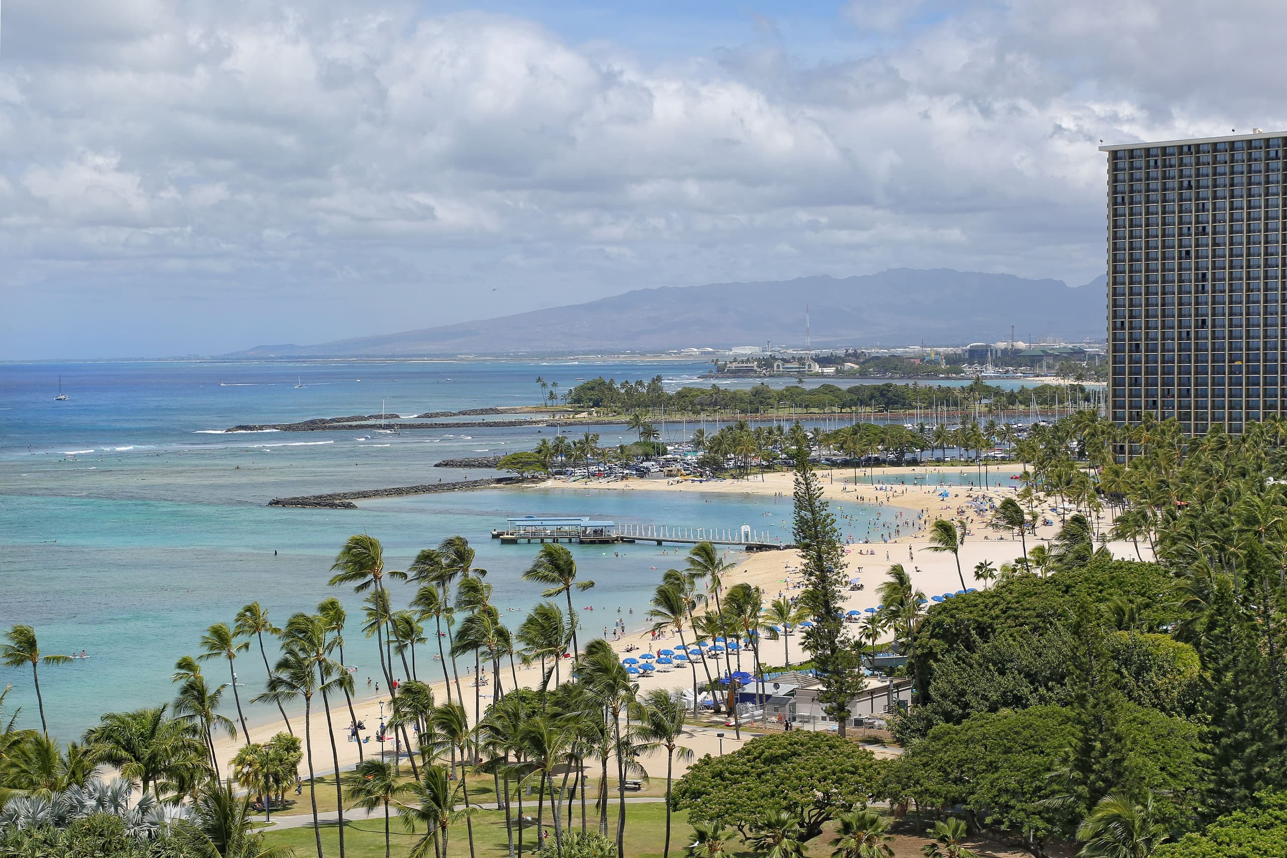 Condo in Honolulu · ★4.67 · 1 bedroom · 2 beds · 1 private bath - Image 21