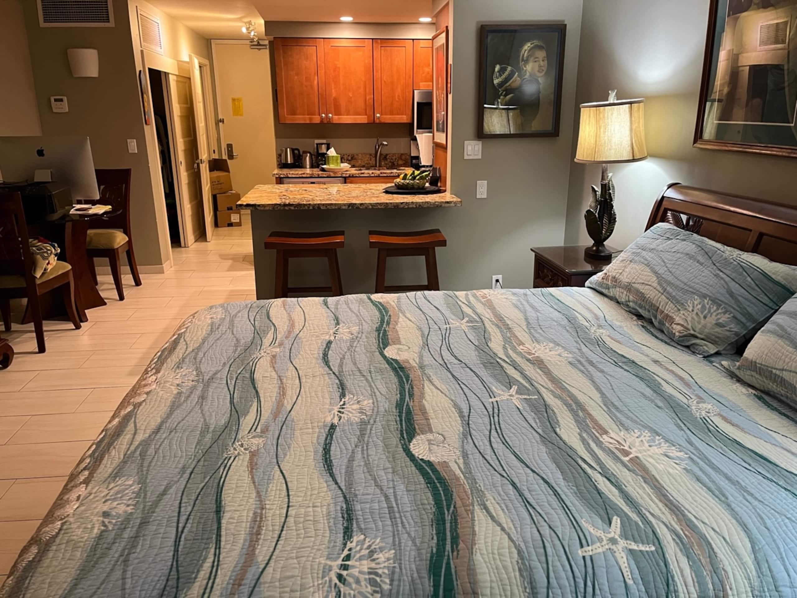 Beachfront Condo Lahaina Shores.  Fully upgraded! - Image 6