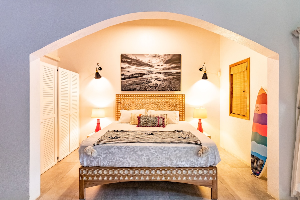 جناح استوديو بسرير بحجم كبير