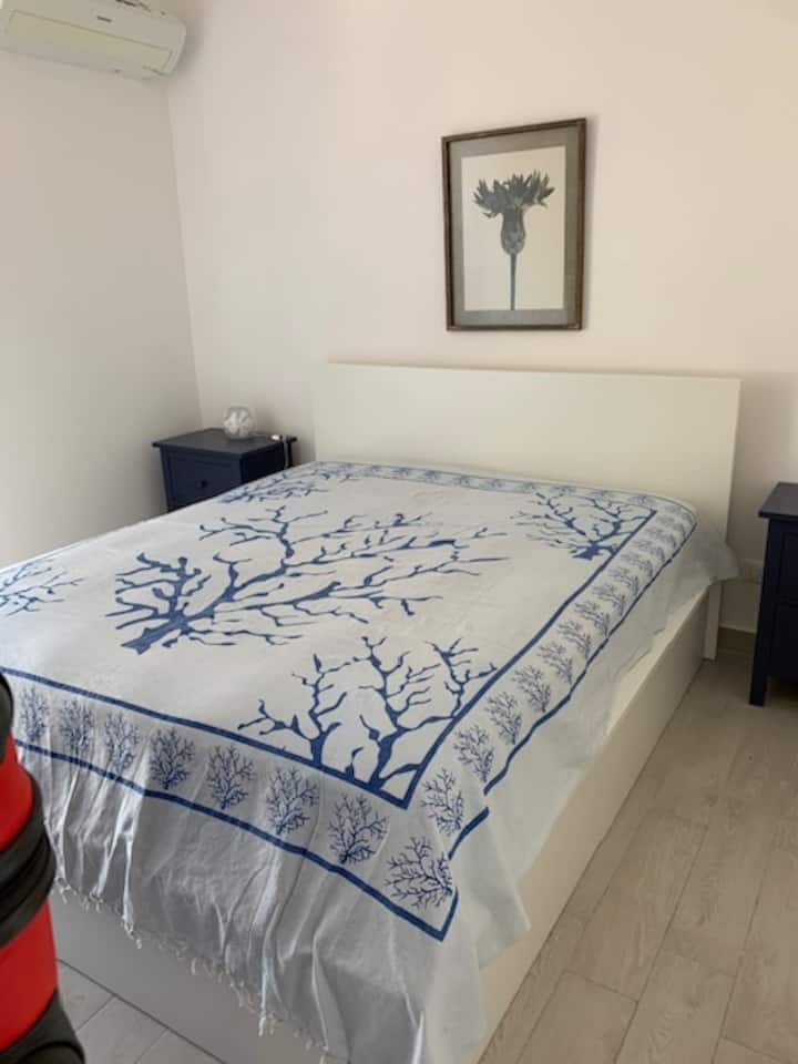 Dhomë gjumi 2
