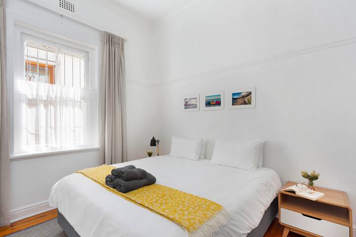 Cheerful Surfer’s Haven in Muizenberg gallery image 5