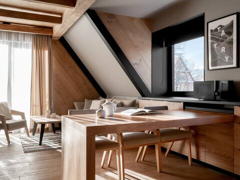VILLA T - Duplex Suite with View