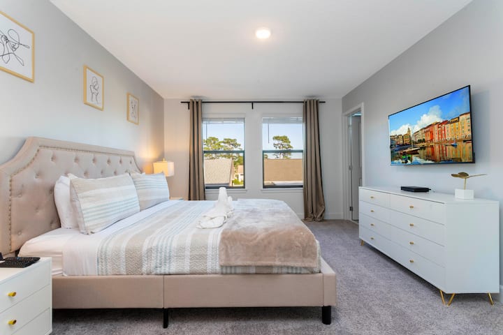 Master Suite with a king size bed