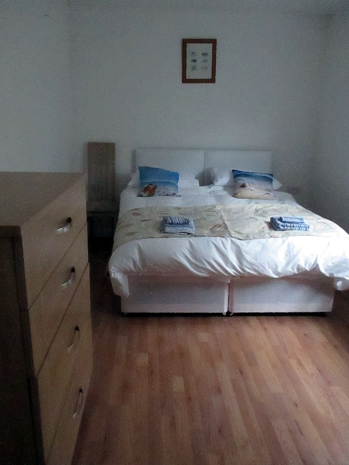 Chambre 2. Également disponible en tant que lit jumeau sur demande.