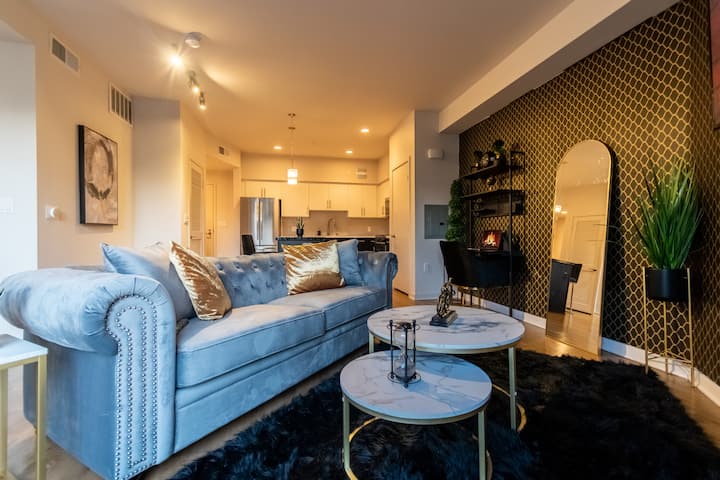 Luxury Modern Condo In Heart Of Irvine - アーバイン, CA