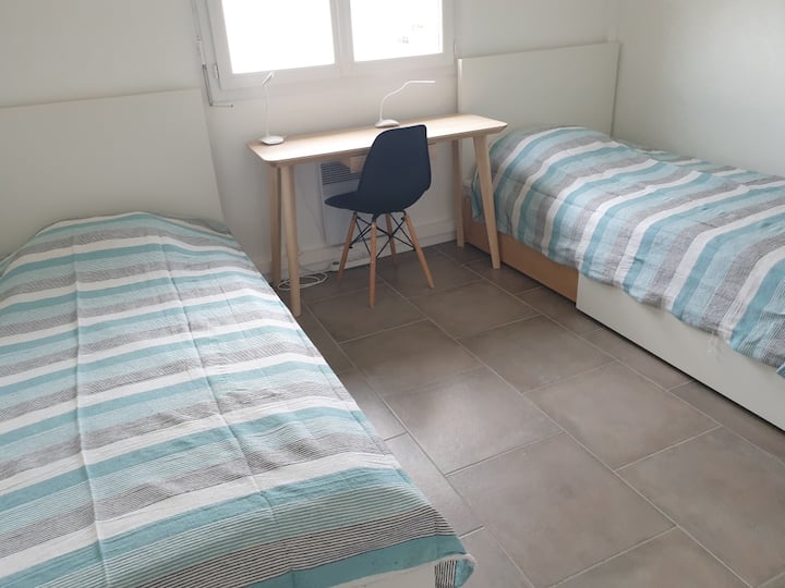 242 habitación con 2 camas individuales