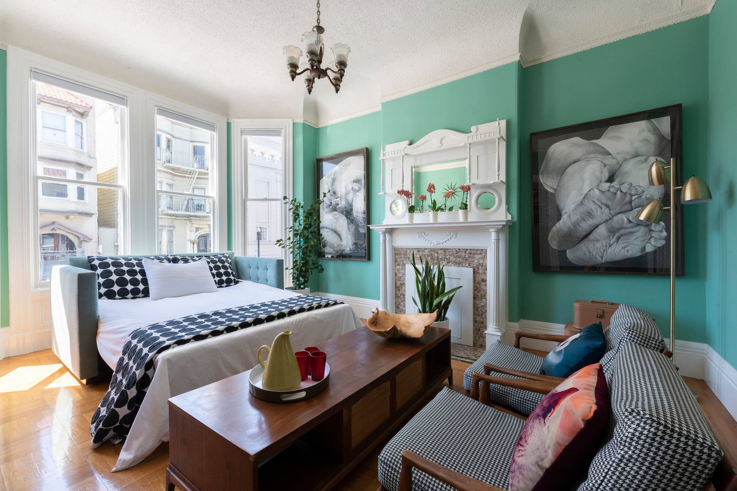 Home in San Francisco · ★4.94 · 3 bedrooms · 3 beds · 1 bath - Image 32