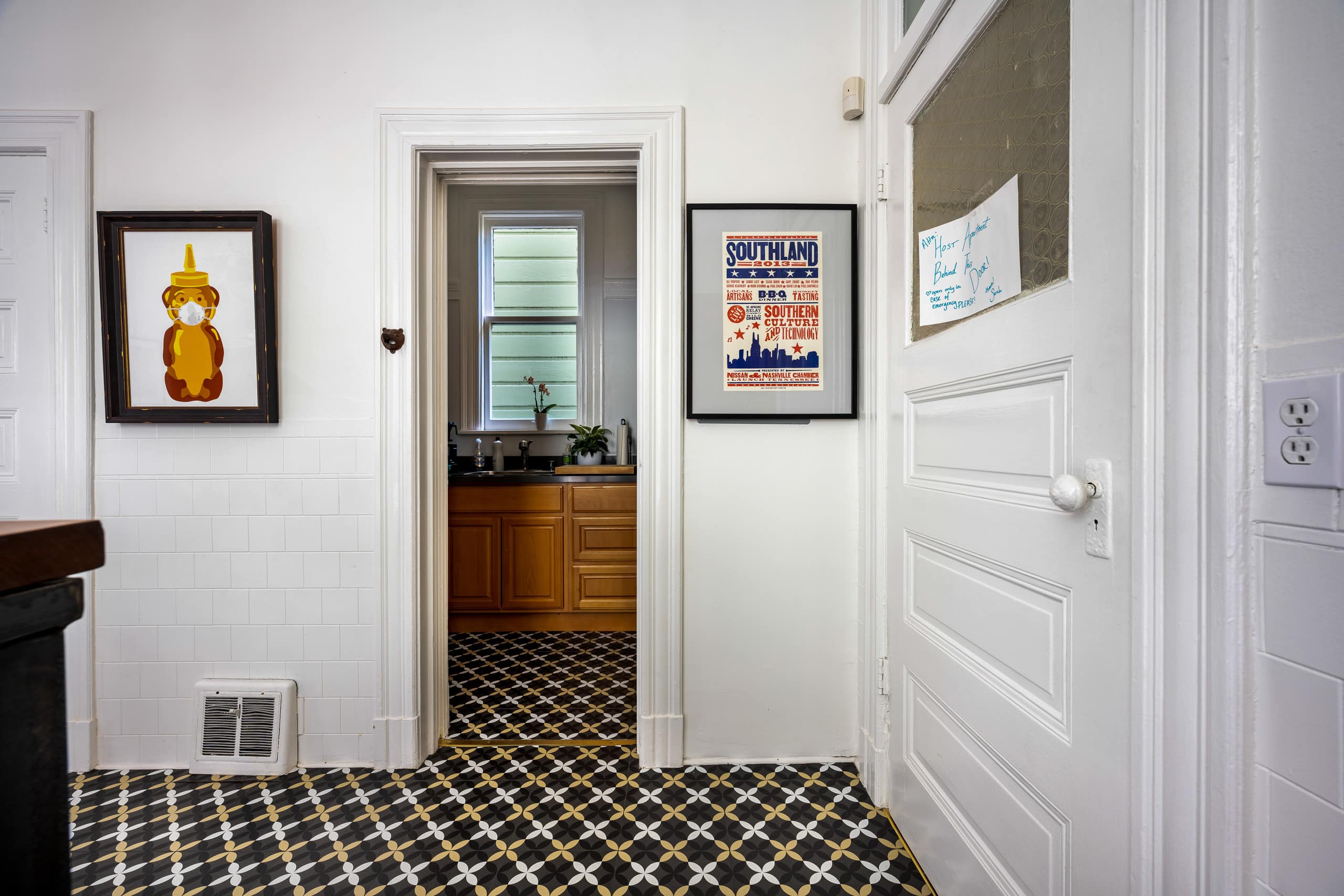 Home in San Francisco · ★4.94 · 3 bedrooms · 3 beds · 1 bath - Image 40
