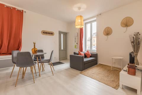 Charming accommodation in the city center - Parking