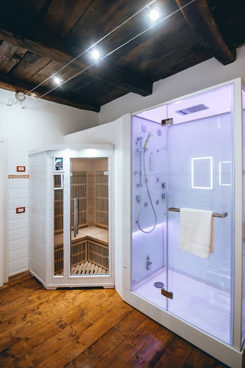 House - Il Gioiello - with Jacuzzi and Sauna