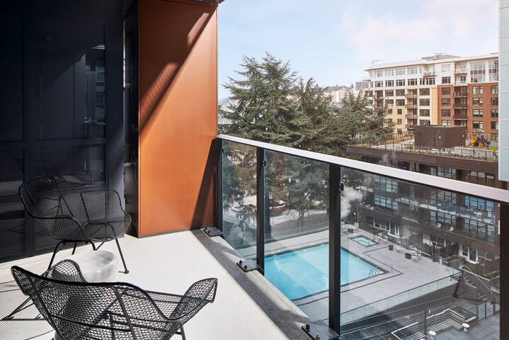Level Seattle - South Lake Union managed Airbnb listing 1