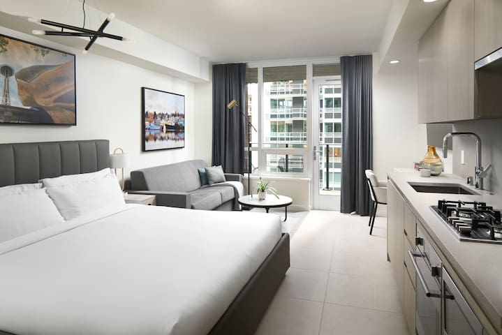 Level Seattle - South Lake Union managed Airbnb listing 2
