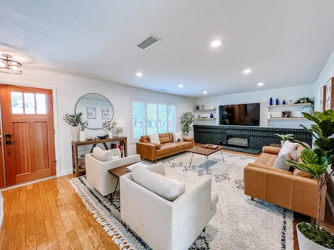 Popular Airbnb listing: OC Family Home, Disney & Beach in Mins! in Tustin
