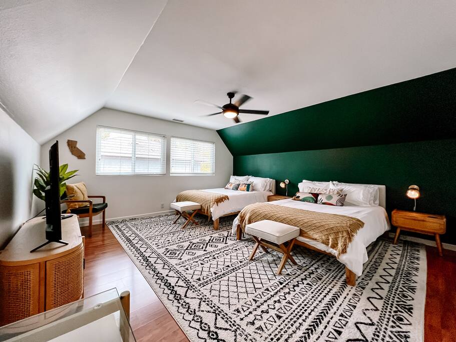 OC Family Home, Disney & Beach in Mins!