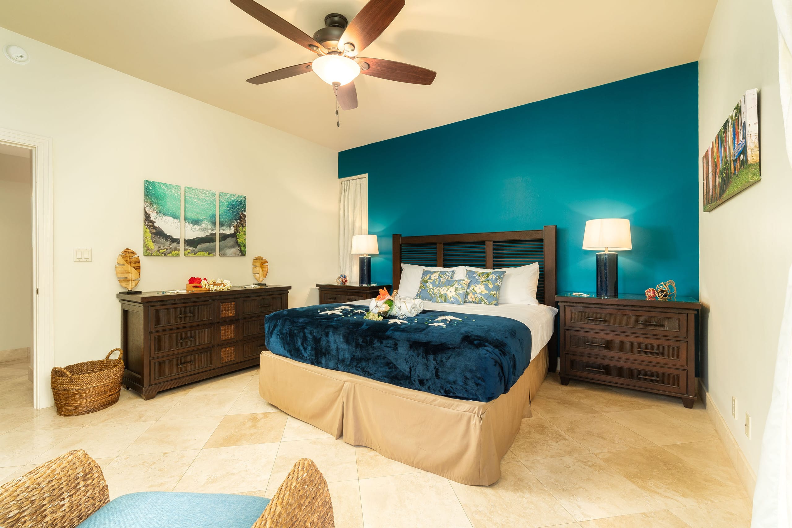 Condo in Lahaina · ★4.62 · 1 bedroom · 2 beds · 1 bath - Image 11