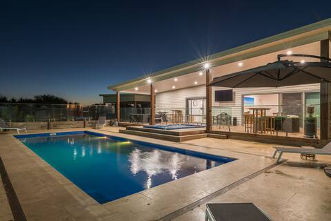 Phillip Island Luxurious Boutique Retreat