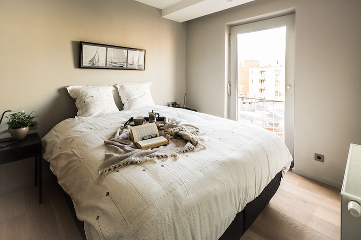 1. spavaća soba. Kreveti se izrađuju po dolasku