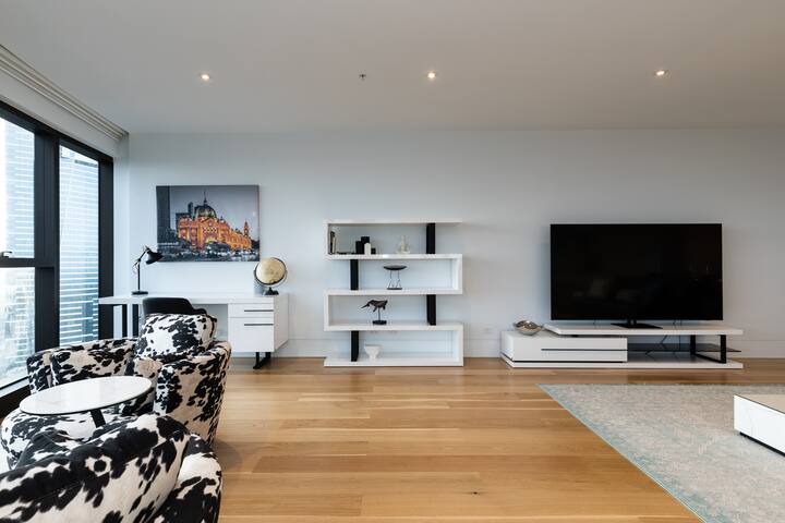 Prima Luxe- The Jewel In Melbourne’s Crown gallery image 2