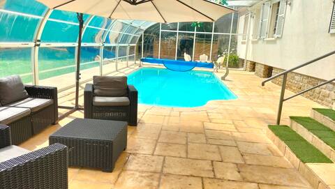 Group lodge with year-round heated pool