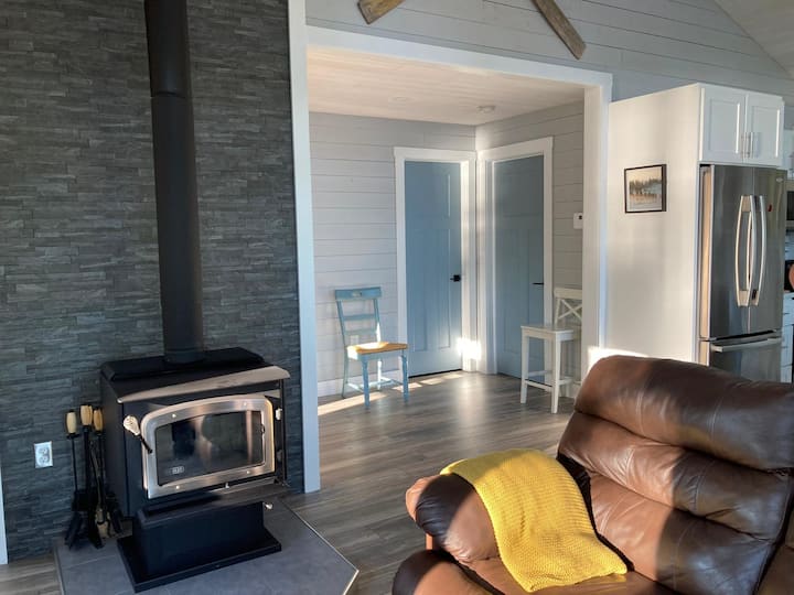 Lakehouse Mit Sonnenuntergang Am Privatstrand - Nova Scotia